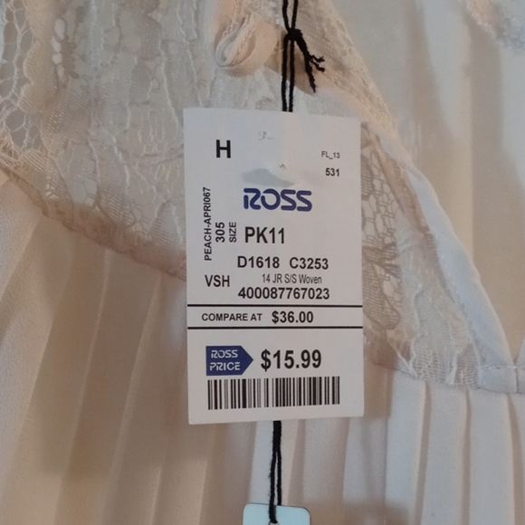 Top - Picture 4 of 4